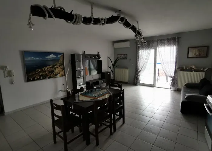 Elli\'S House